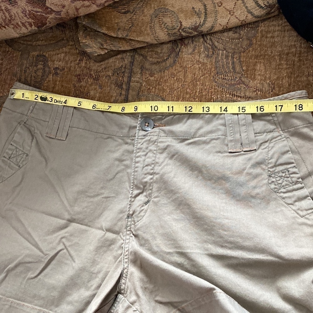 Levi’s 100% cotton cargo shorts size 14 - Picture 5 of 9